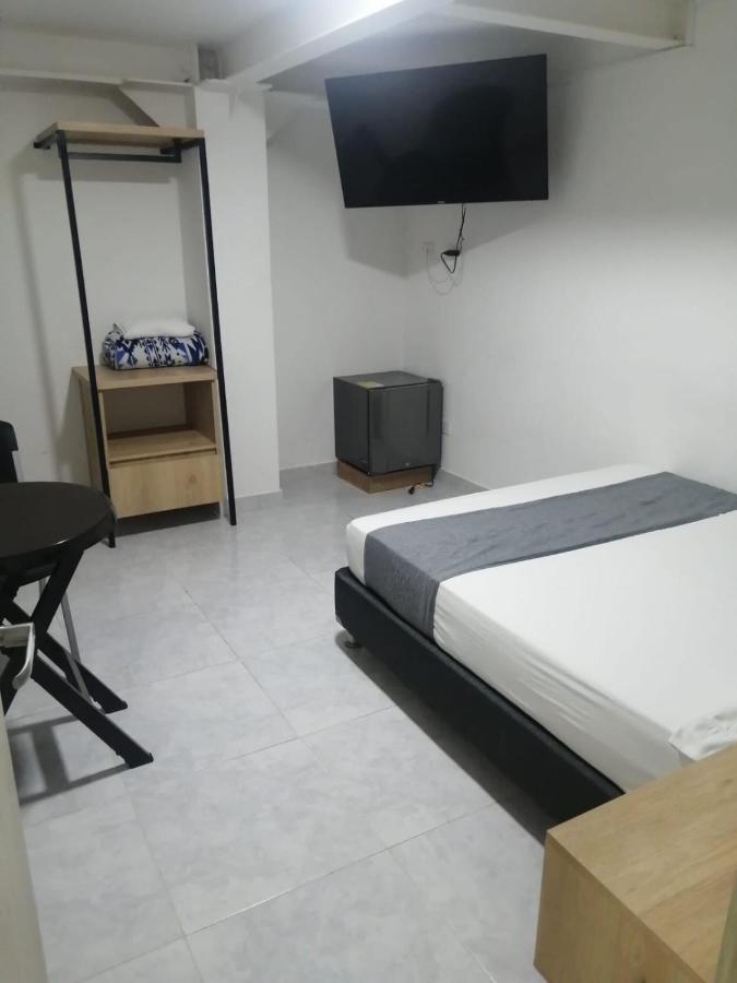 Hotel Urbano 70 Medellin Exterior photo